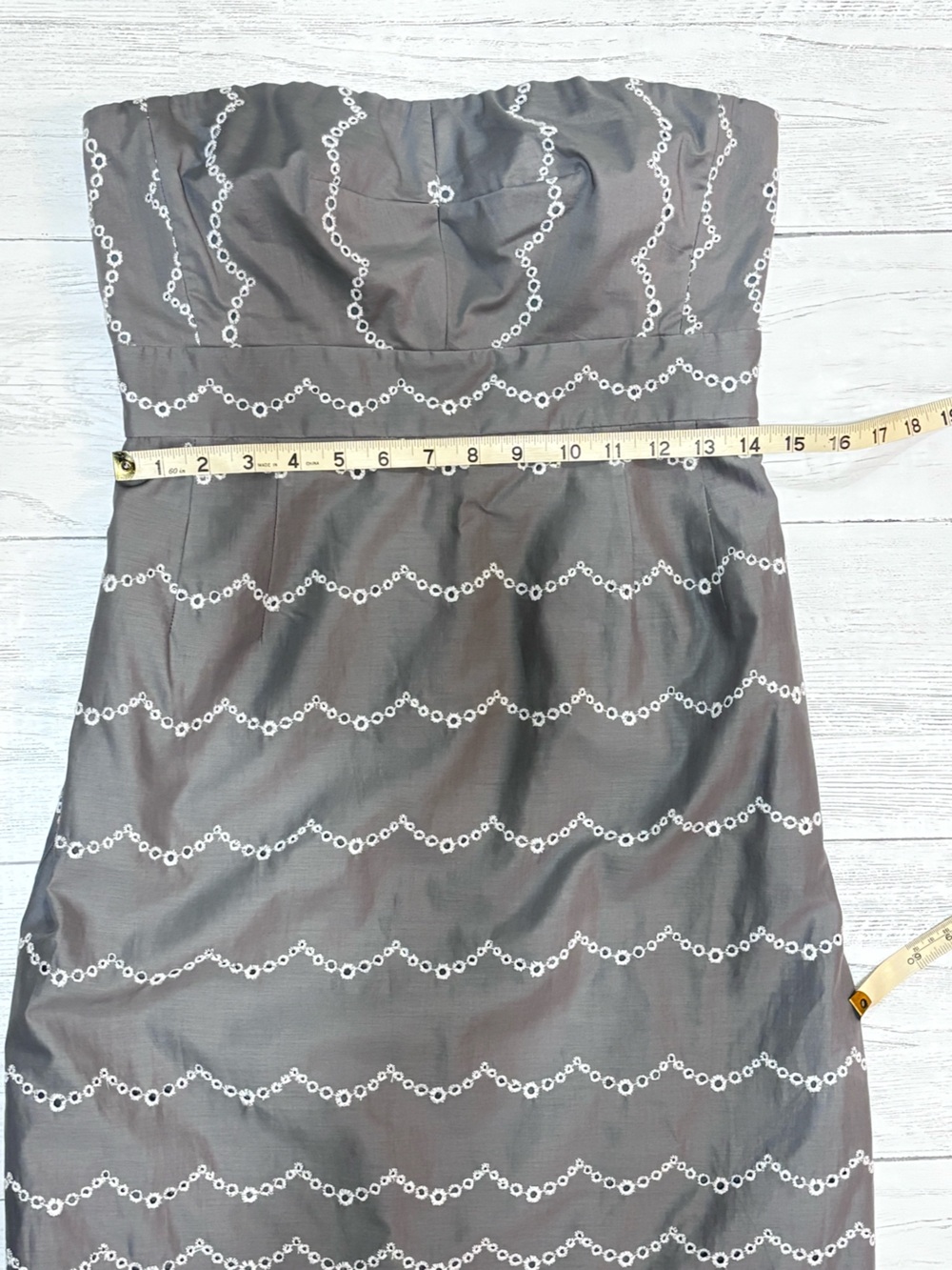 J.Crew Strapless Eyelet Dress Size 6 Gray White Cottagecore Preppy Summer - Picture 5 of 7